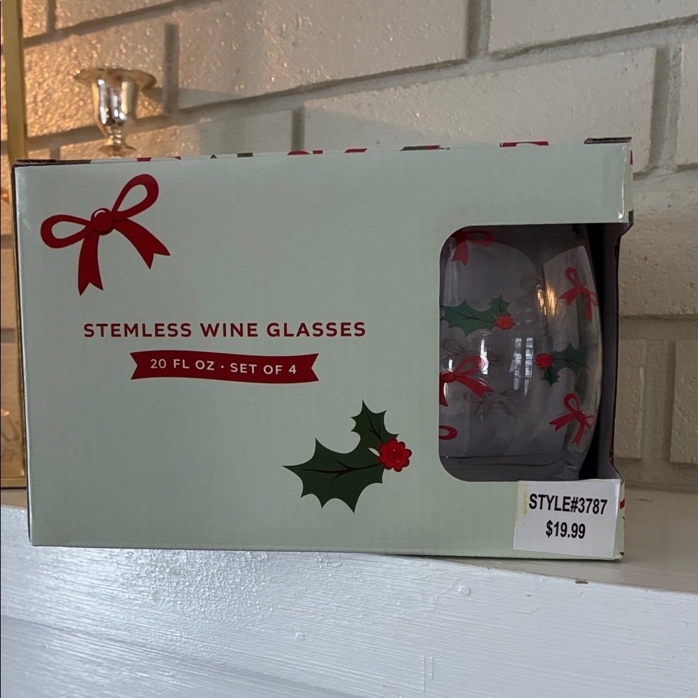 Festive Stemless Wine Glasses Set - Holly Design
